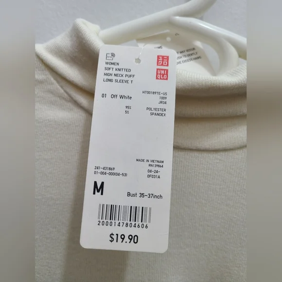 Uniqlo T shirt soft knitt high neck puff long sleeves - Picture 2 of 5